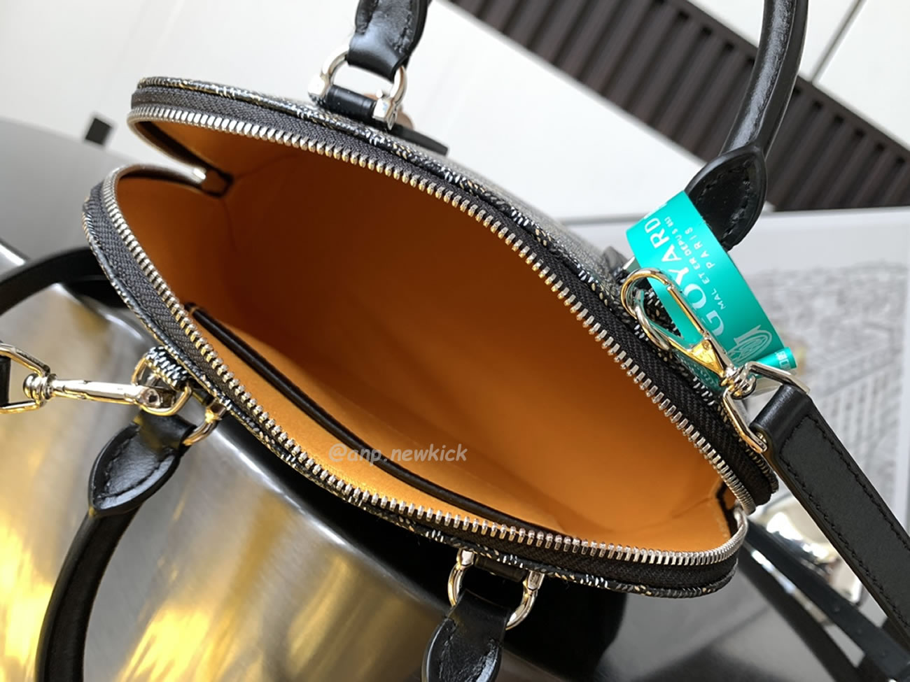 Goyard Vendôme Mini Bag 18.5 Cm X 10.5 Cm X 23 Cm (10) - www.newkick.vip